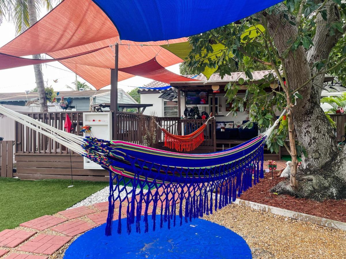 הוליווד Hammocks & Mini-Golf! 10 Mins From Beach! מראה חיצוני תמונה