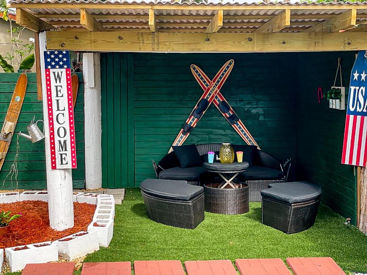 הוליווד Hammocks & Mini-Golf! 10 Mins From Beach! מראה חיצוני תמונה
