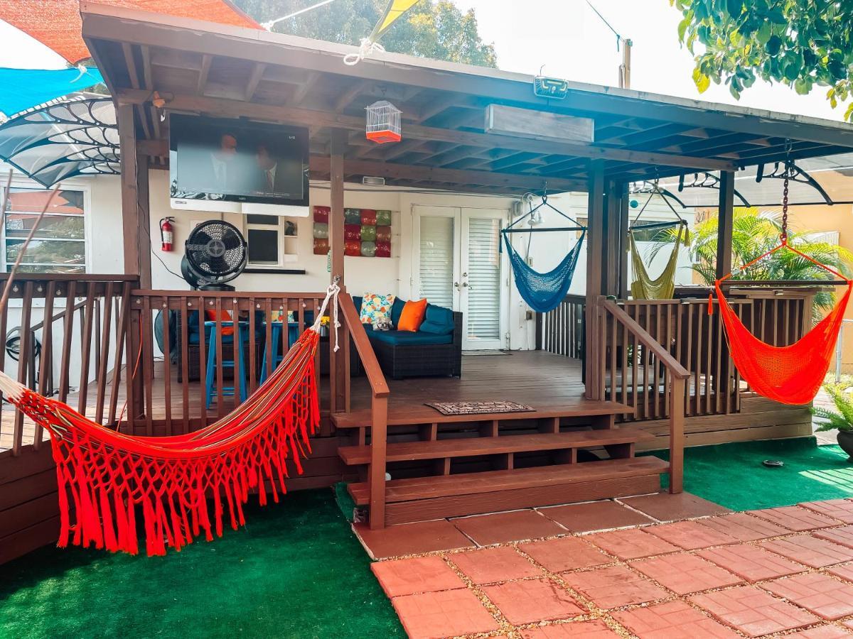 הוליווד Hammocks & Mini-Golf! 10 Mins From Beach! מראה חיצוני תמונה